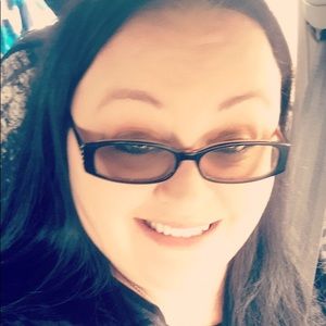 Meet your Posher, Denise